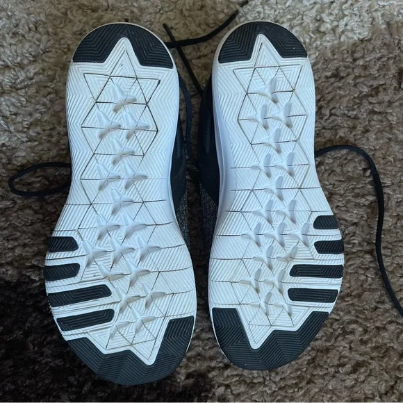 Nike Women's Flex Trainer 9 Sneaker Sz 6.5 In Black/White - Picture 10 of 11